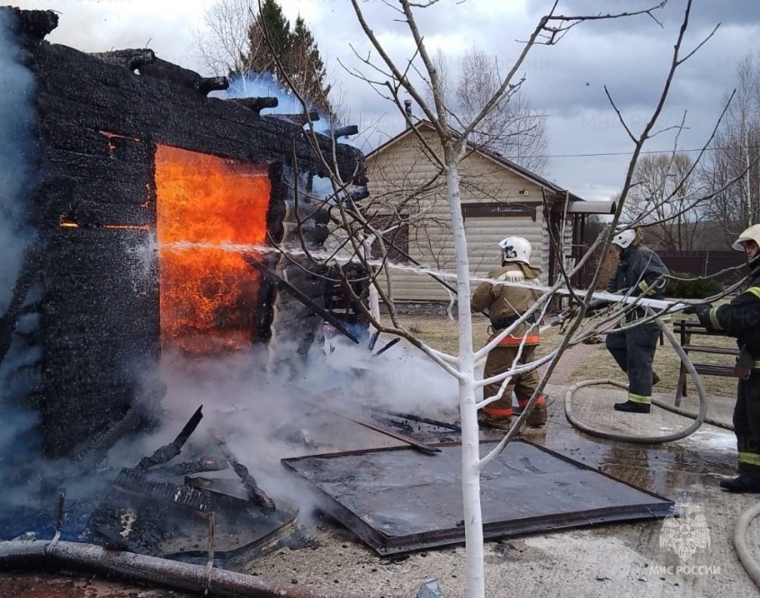 Пожар произошел в Дзержинском районе