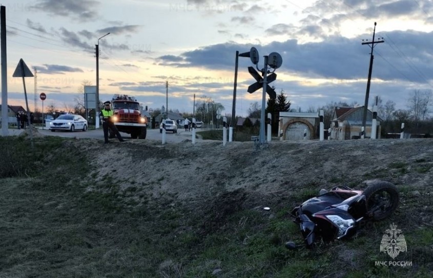 В Калужской области 37-летняя женщина упала со скутера и попала в больницу